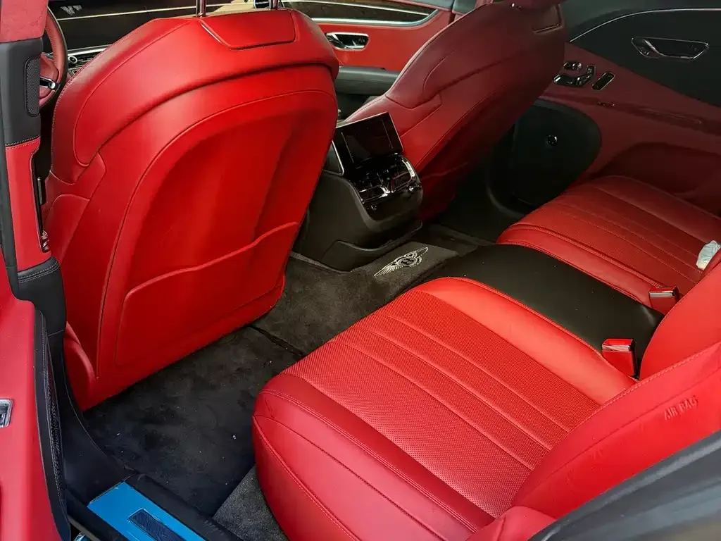 Bentley Flying Spur — фото 5