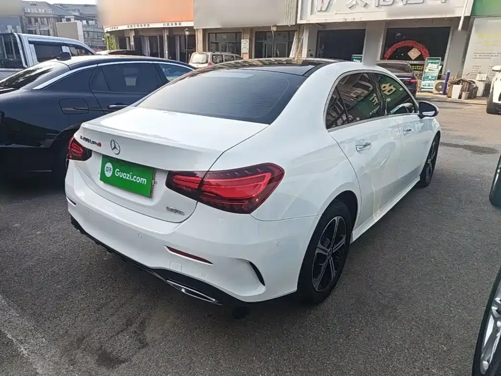Mercedes-Benz A-Class — фото 10