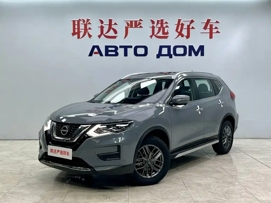 Nissan X-Trail — фото 1