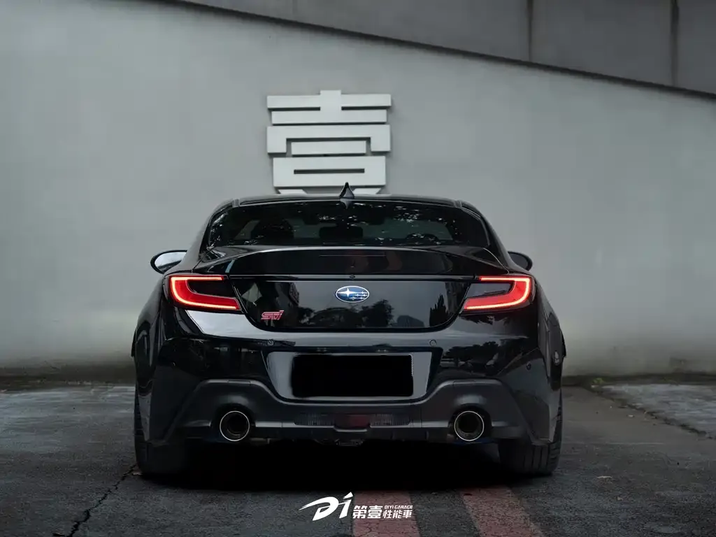 Subaru BRZ — фото 4