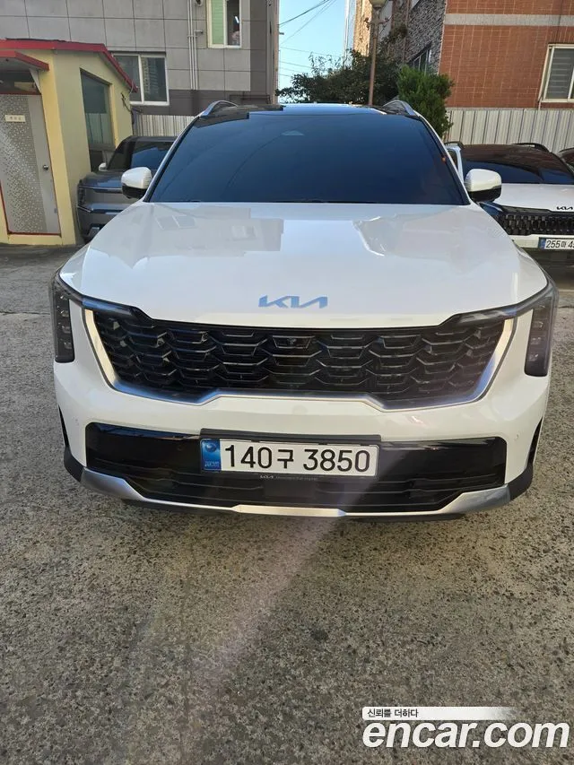 Kia Sorento — фото 10
