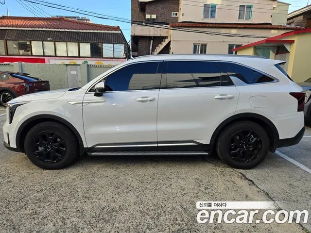 Kia Sorento — фото 6