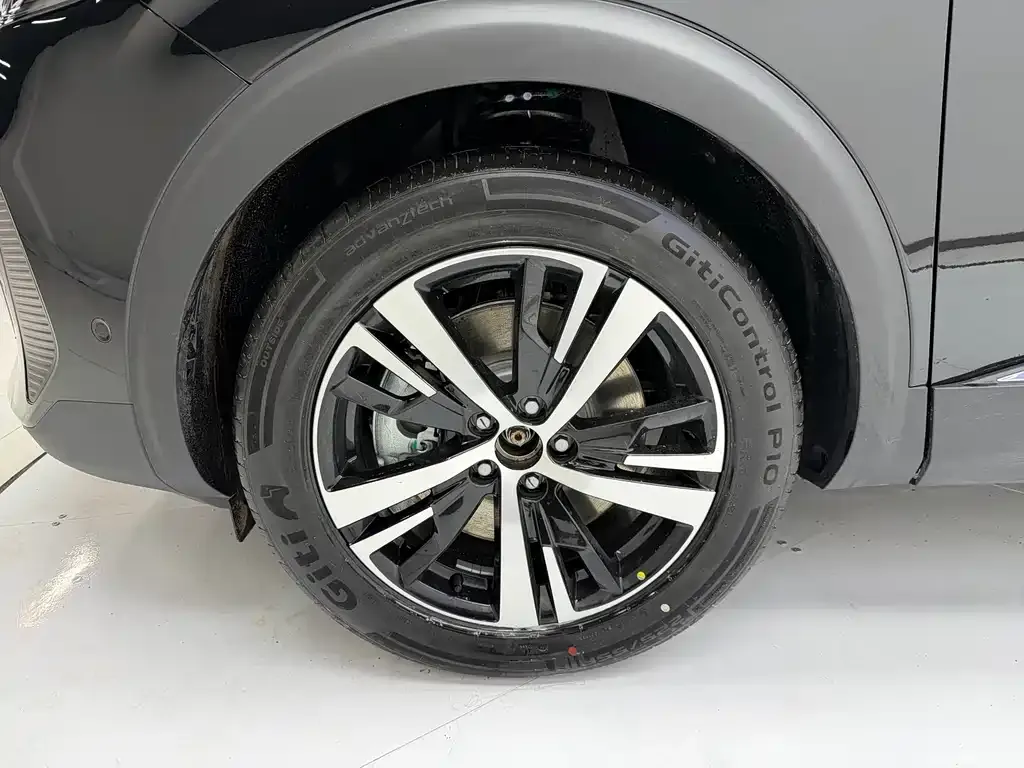Peugeot 5008 — фото 2