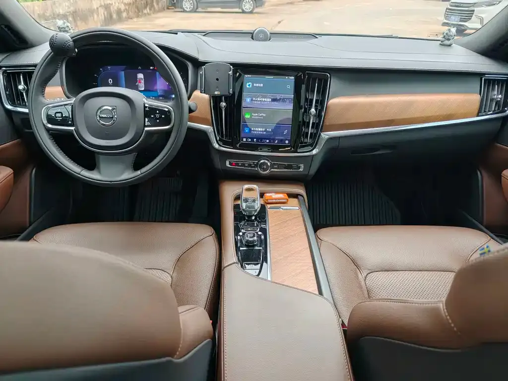 Volvo S90 — фото 2