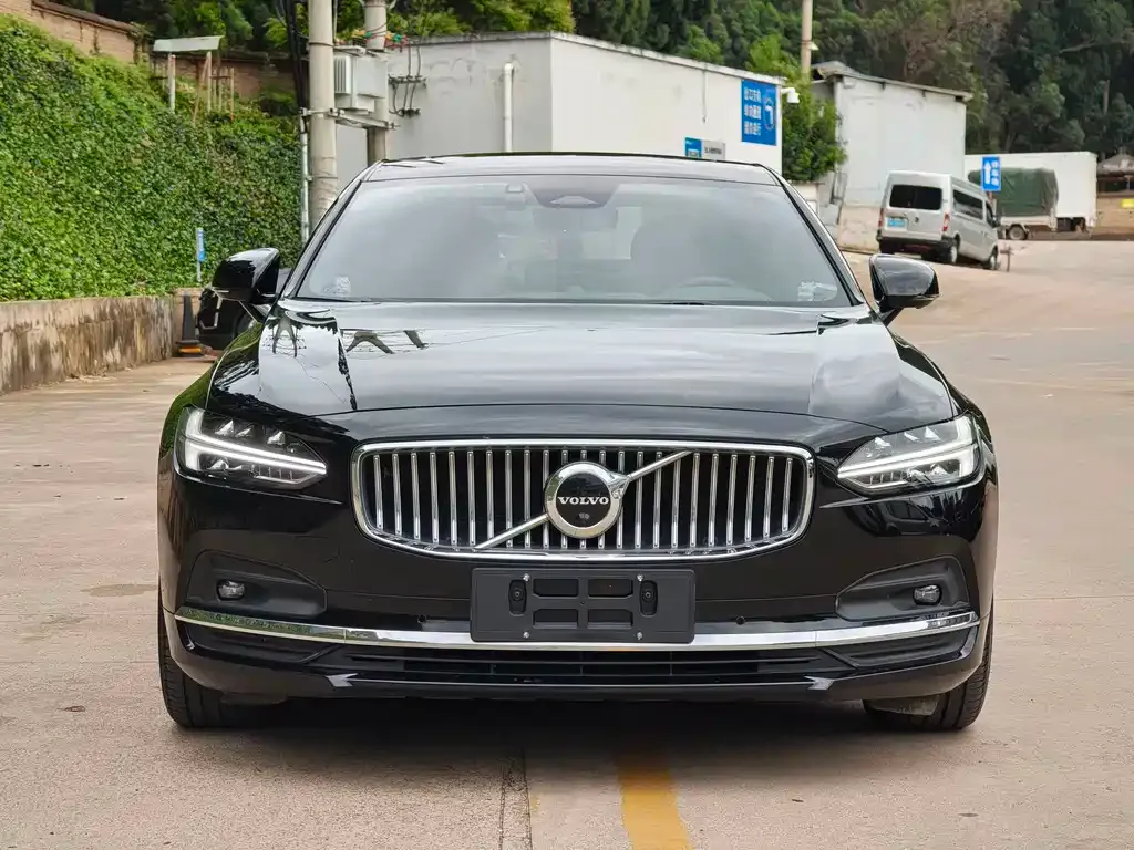 Volvo S90 — фото 3