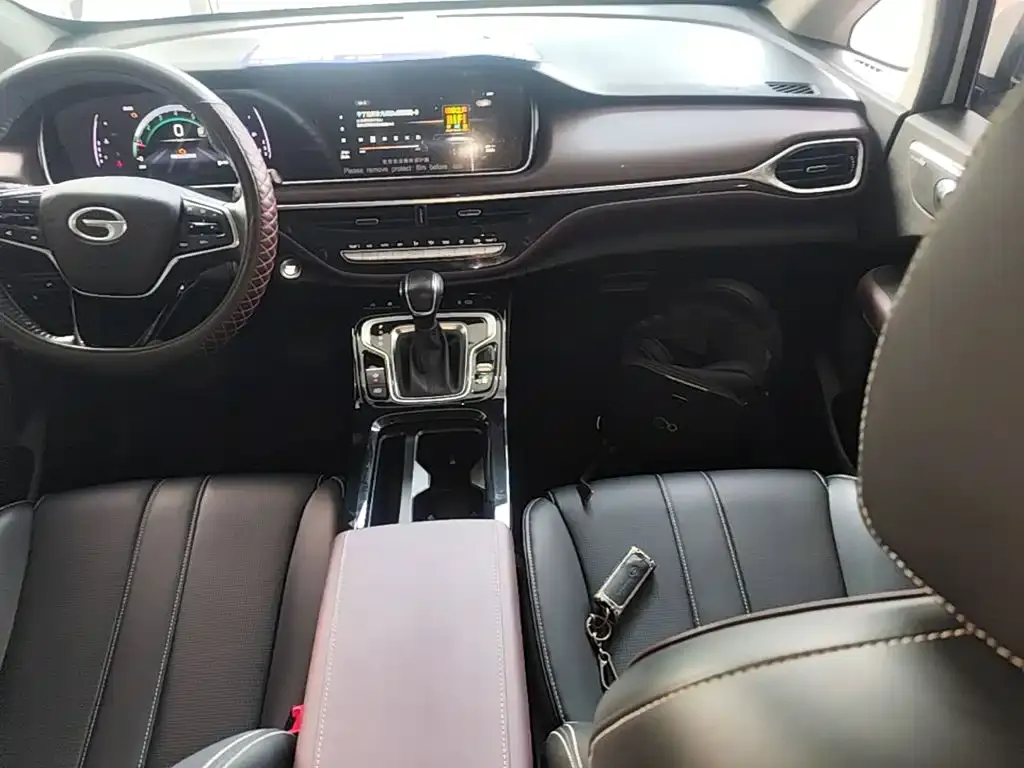 GAC Motor Trumpchi M6 — фото 3