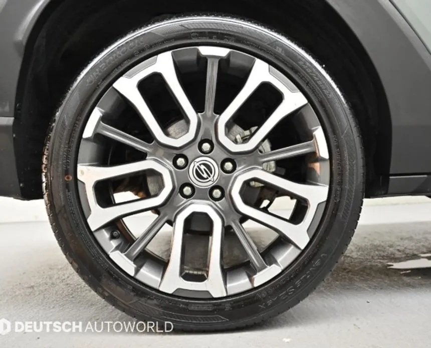 KG Mobility (Ssangyong) Torres — фото 6