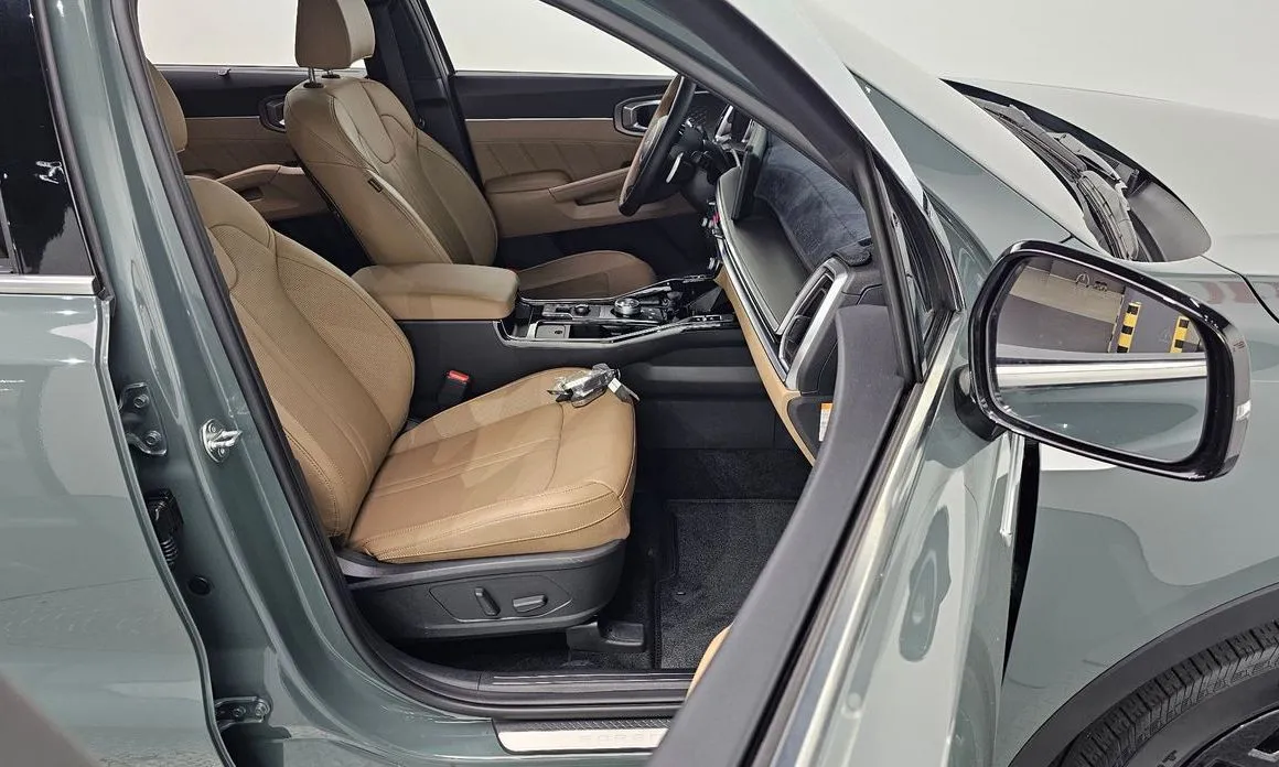 Kia Sorento — фото 6