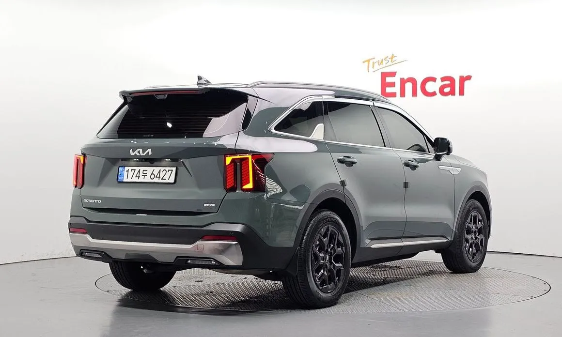 Kia Sorento — фото 5