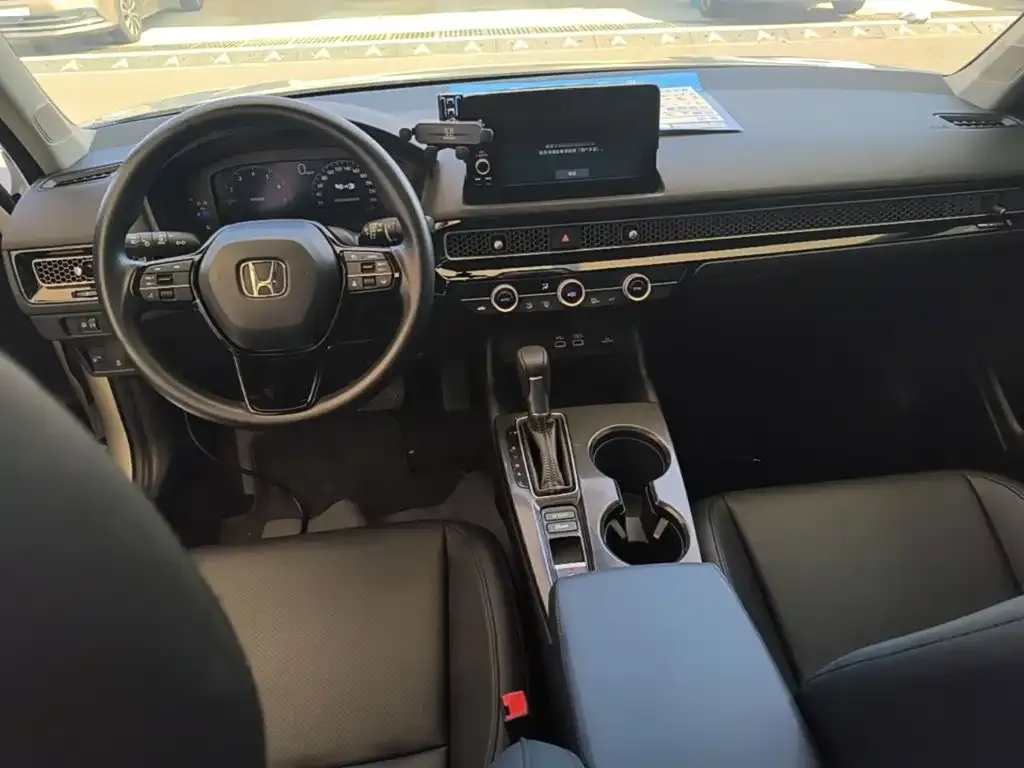 Honda Civic — фото 8