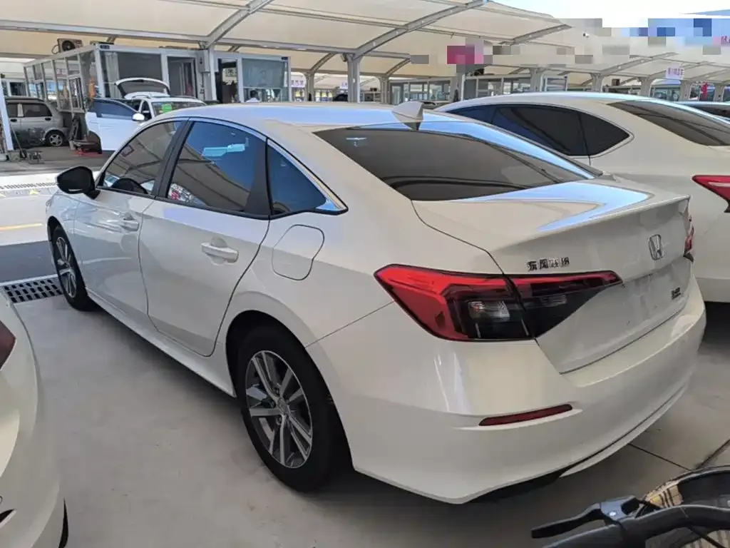 Honda Civic — фото 10