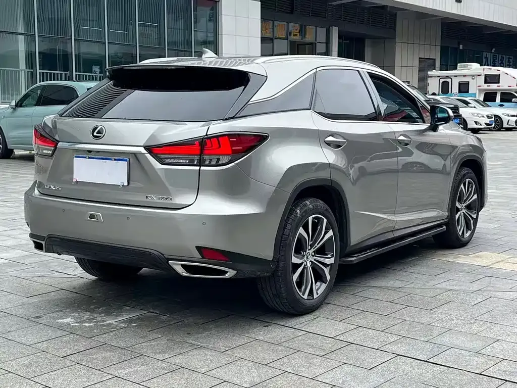 Lexus RX — фото 7
