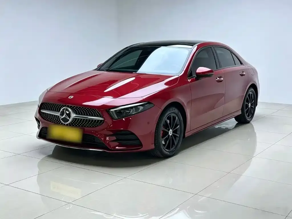 Mercedes-Benz A-Class — фото 1
