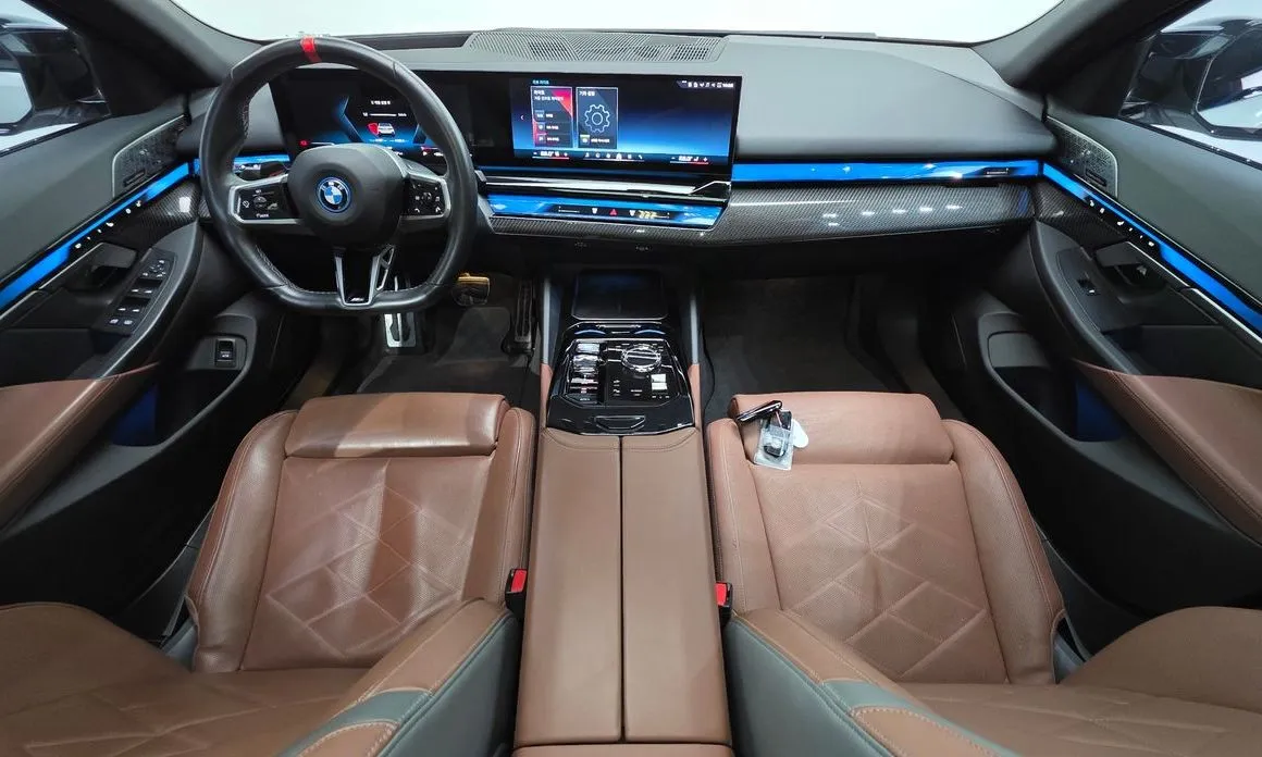 BMW i5 — фото 10