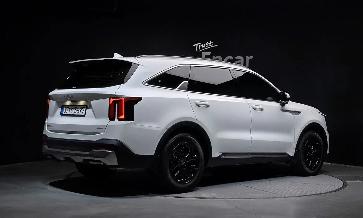 Kia Sorento — фото 3