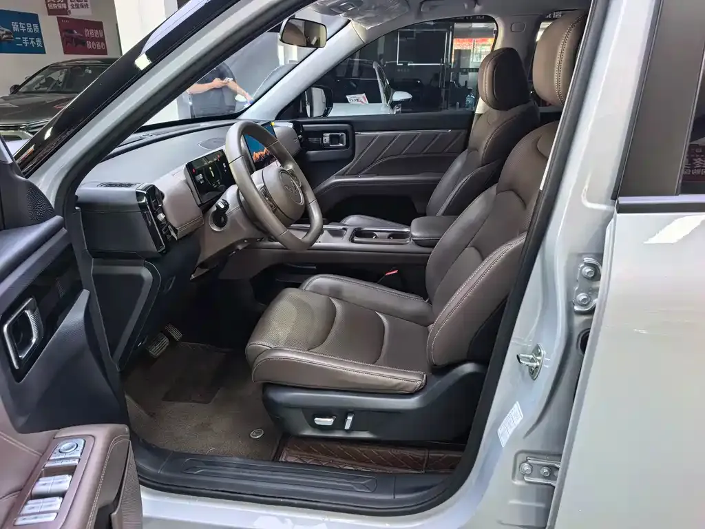 Wuling Xingguang 560 New Energy — фото 8