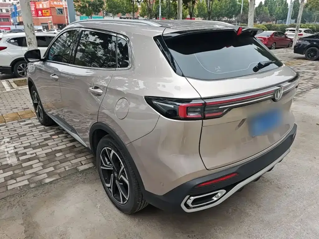 Changan CS55PLUS — фото 3