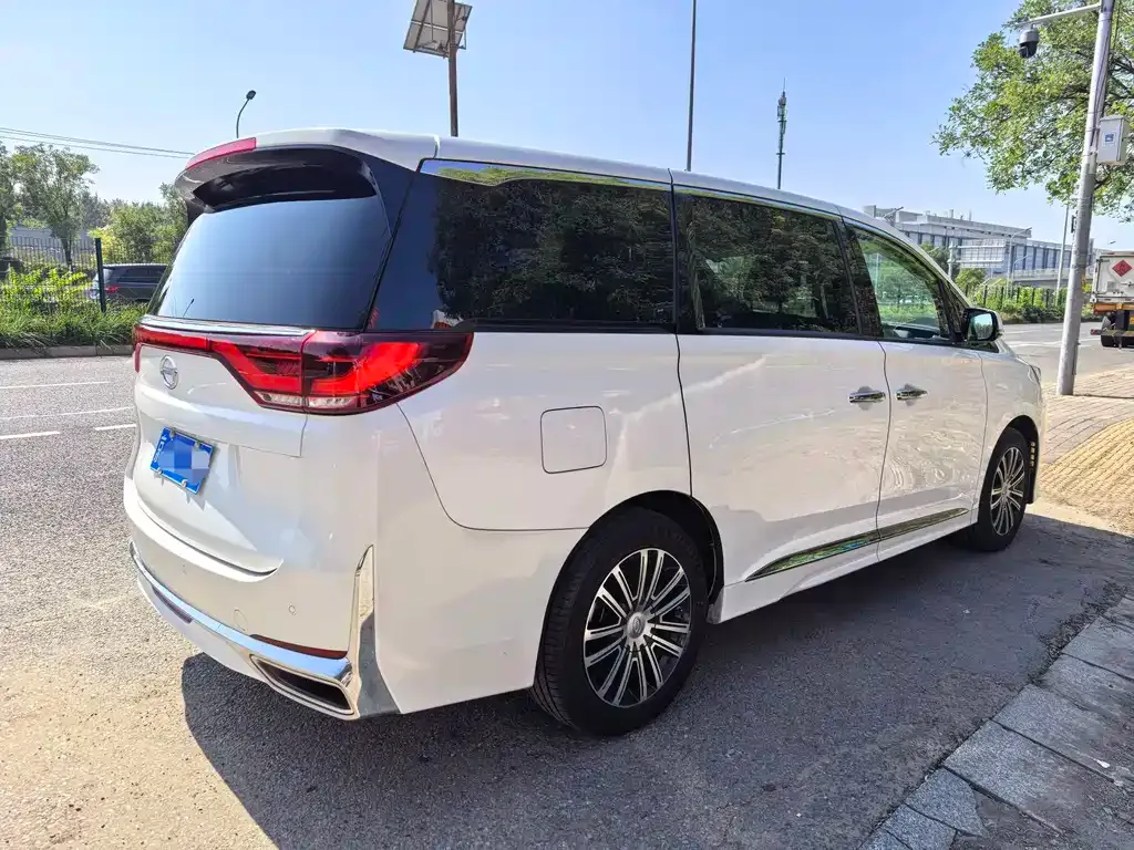 GAC Motor Trumpchi M8 — фото 4