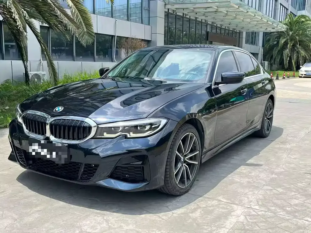 BMW 3 Series — фото 1