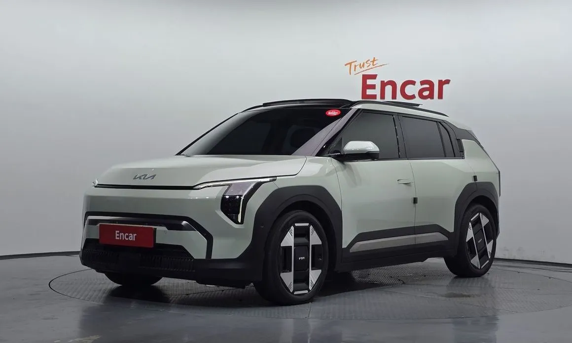 Kia EV3 — фото 1