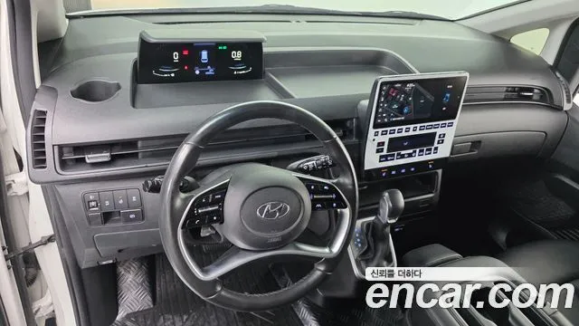 Hyundai Staria — фото 3