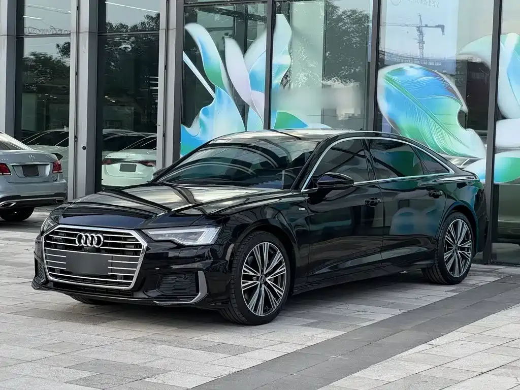 Audi A6L — фото 8