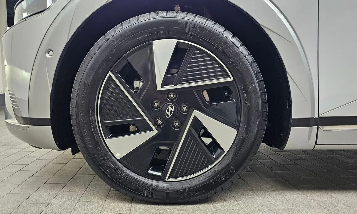 Hyundai Ioniq5 — фото 8