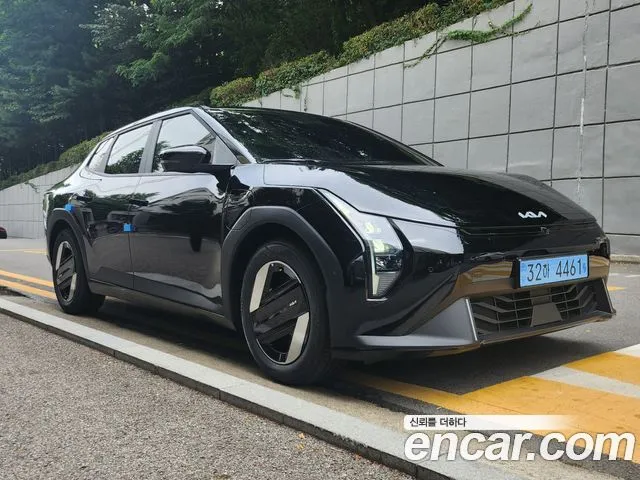 Kia EV4 — фото 6