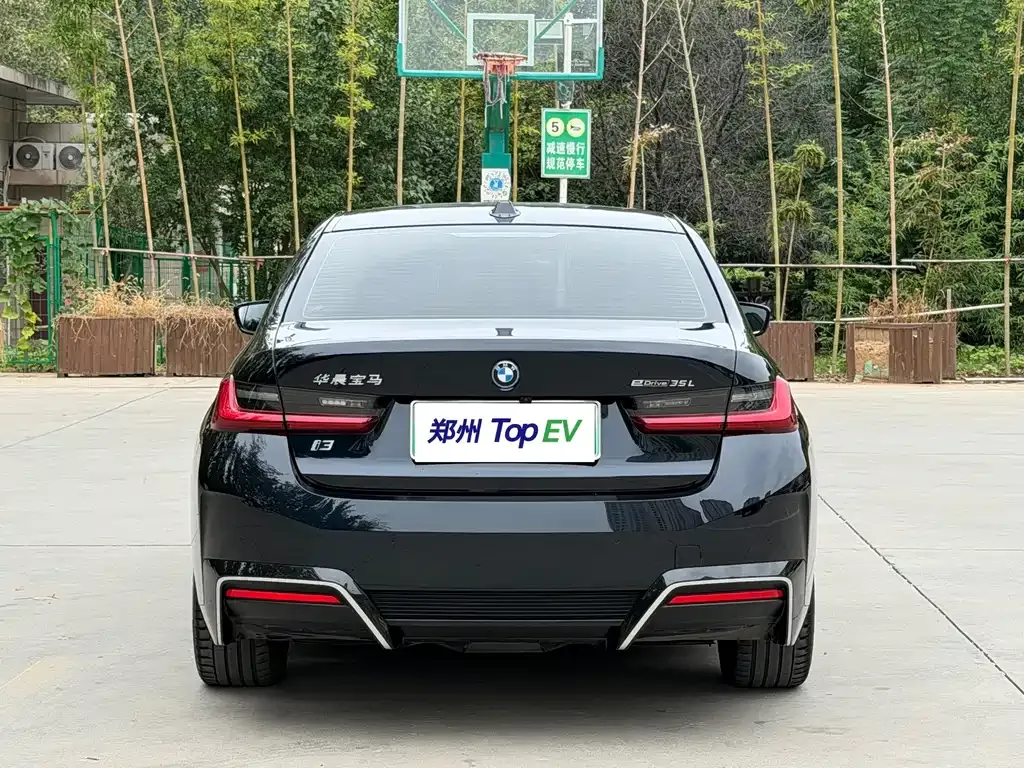 BMW i3 — фото 3
