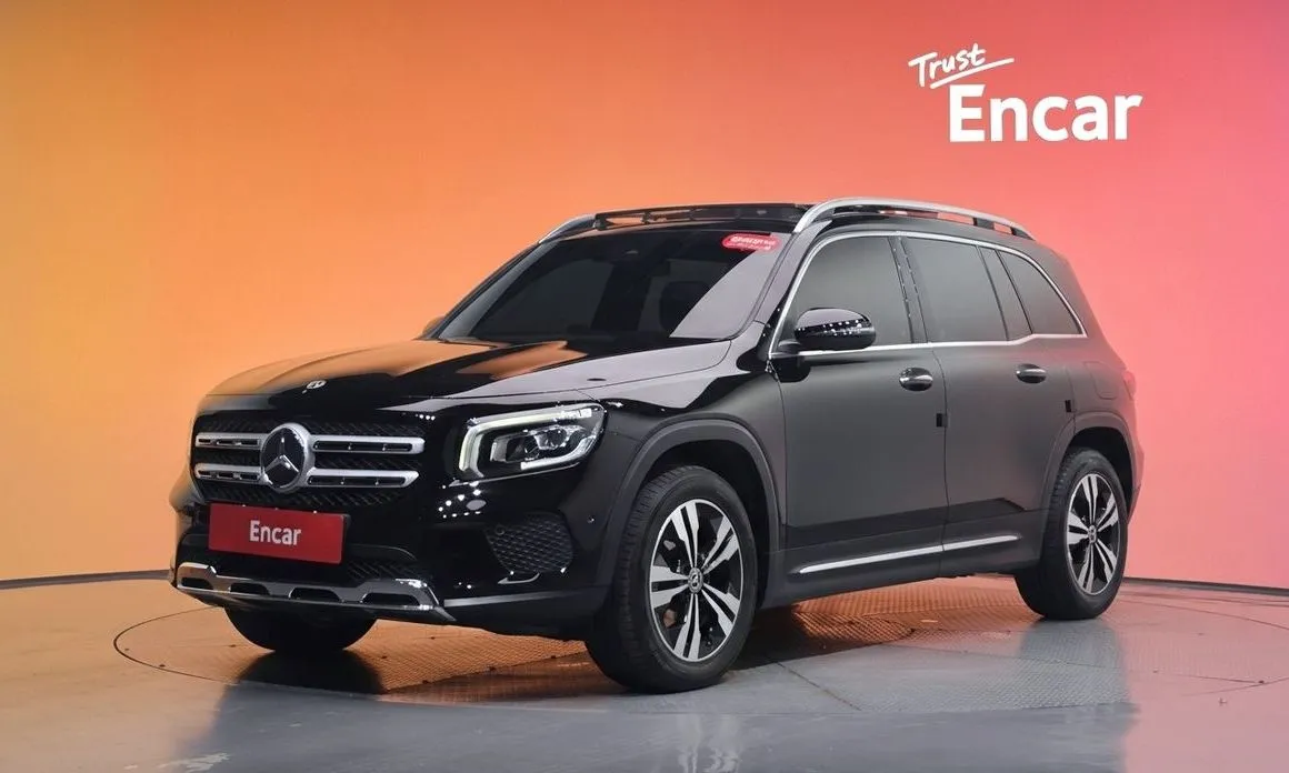Mercedes-Benz GLB-Class — фото 1