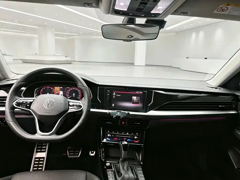 Volkswagen Passat — фото 3