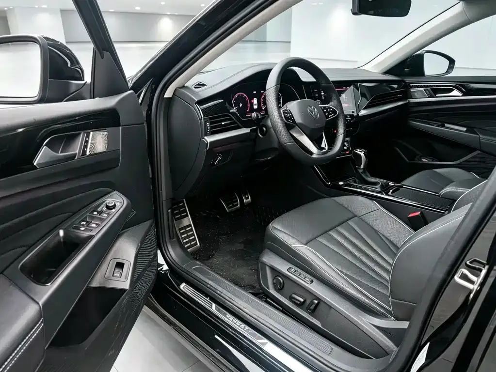 Volkswagen Passat — фото 6