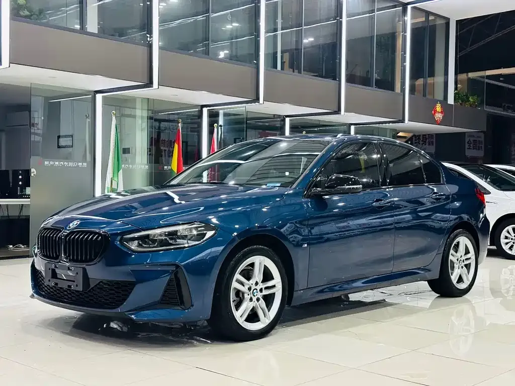 BMW 1 Series — фото 1