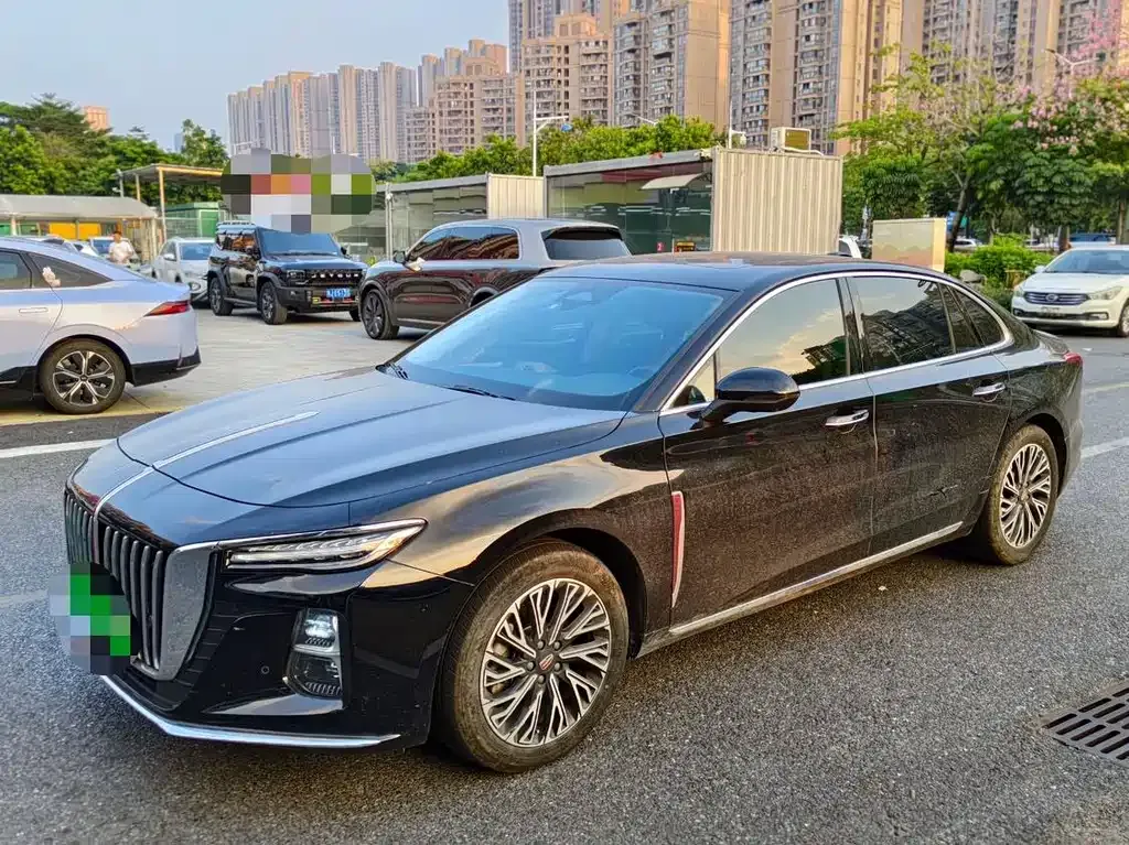 Hongqi H5 — фото 1