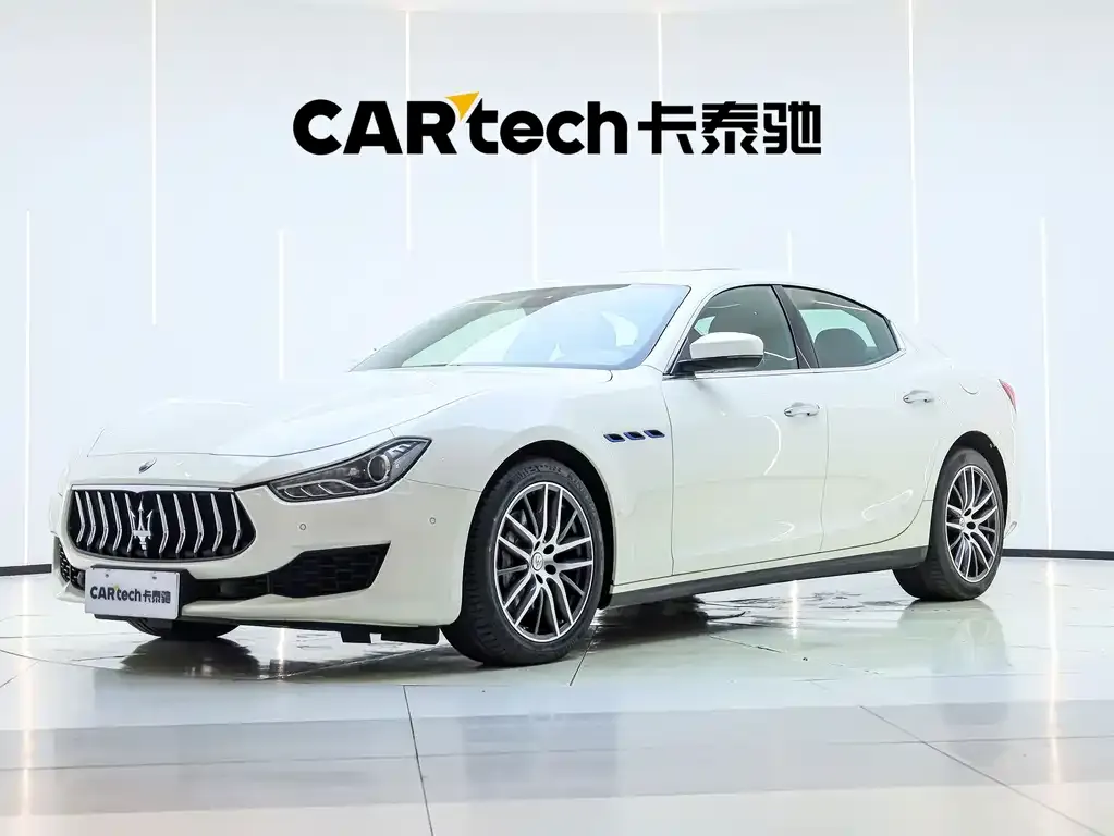 Maserati Ghibli — фото 1