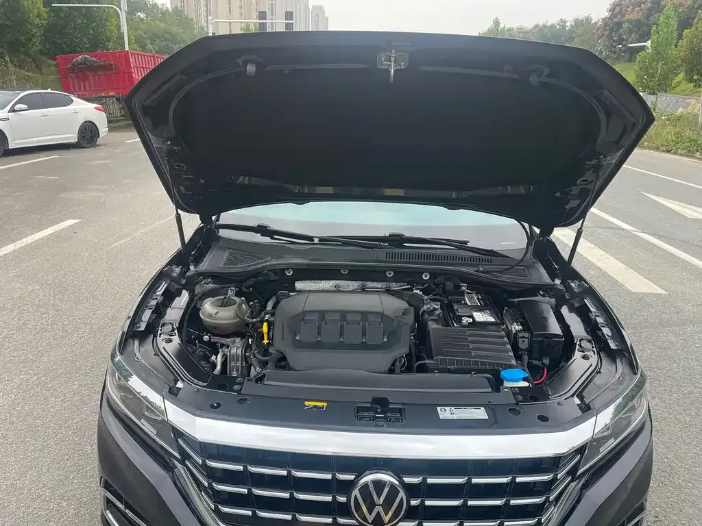 Volkswagen Passat — фото 9