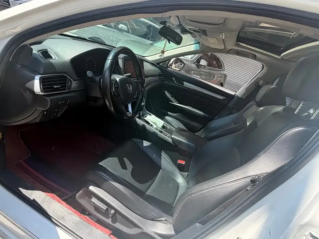 Honda Accord — фото 6