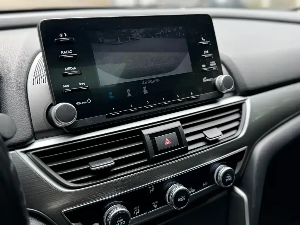 Honda Accord — фото 2