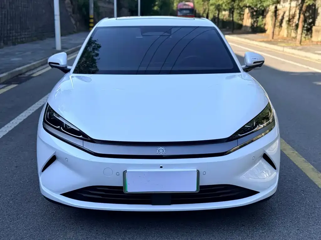 BYD Qin L — фото 6