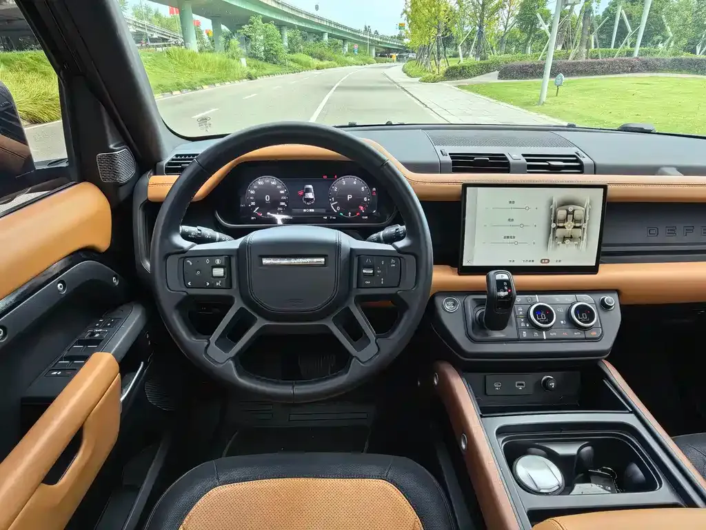 Land Rover Defender — фото 10