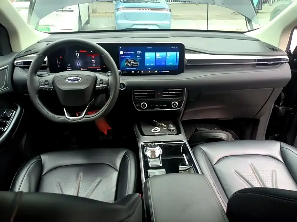 Ford Edge — фото 1