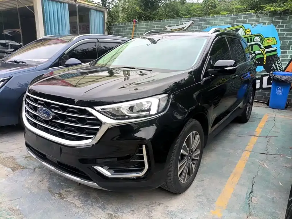 Ford Edge — фото 7