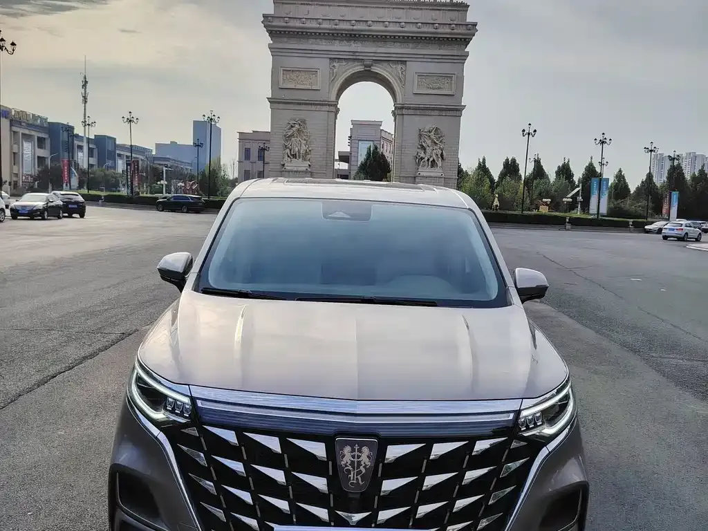Roewe iMAX8 New Energy — фото 3