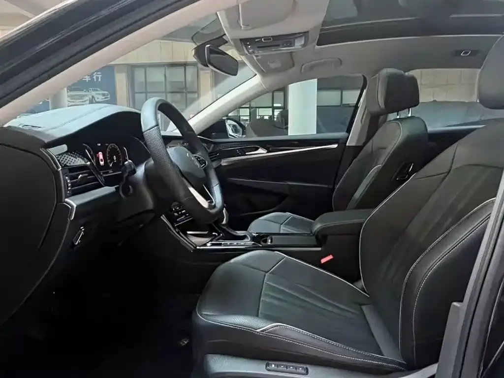 Volkswagen Passat — фото 9