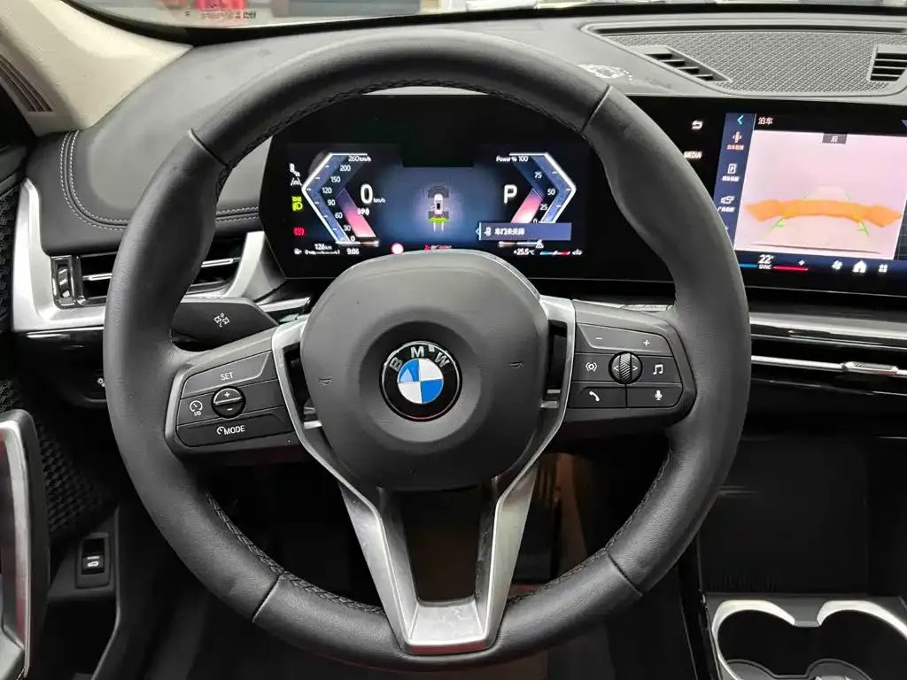 BMW X1 — фото 9