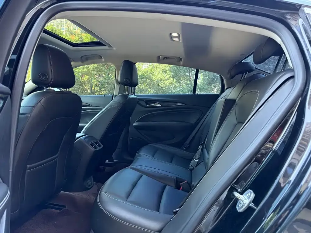 Buick Regal — фото 7