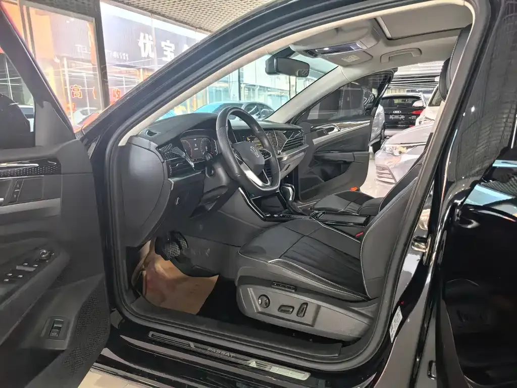 Volkswagen Passat — фото 5