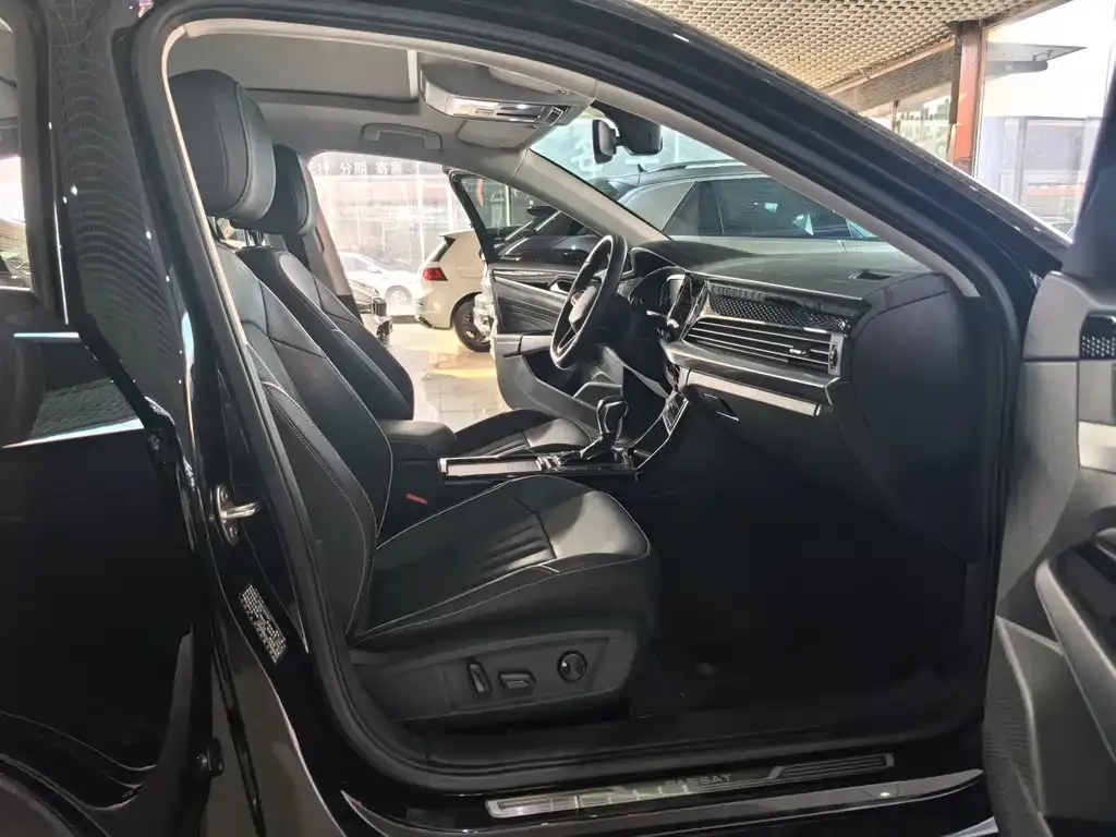 Volkswagen Passat — фото 2