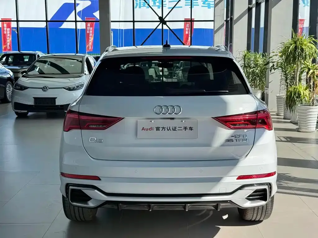 Audi Q3 — фото 5