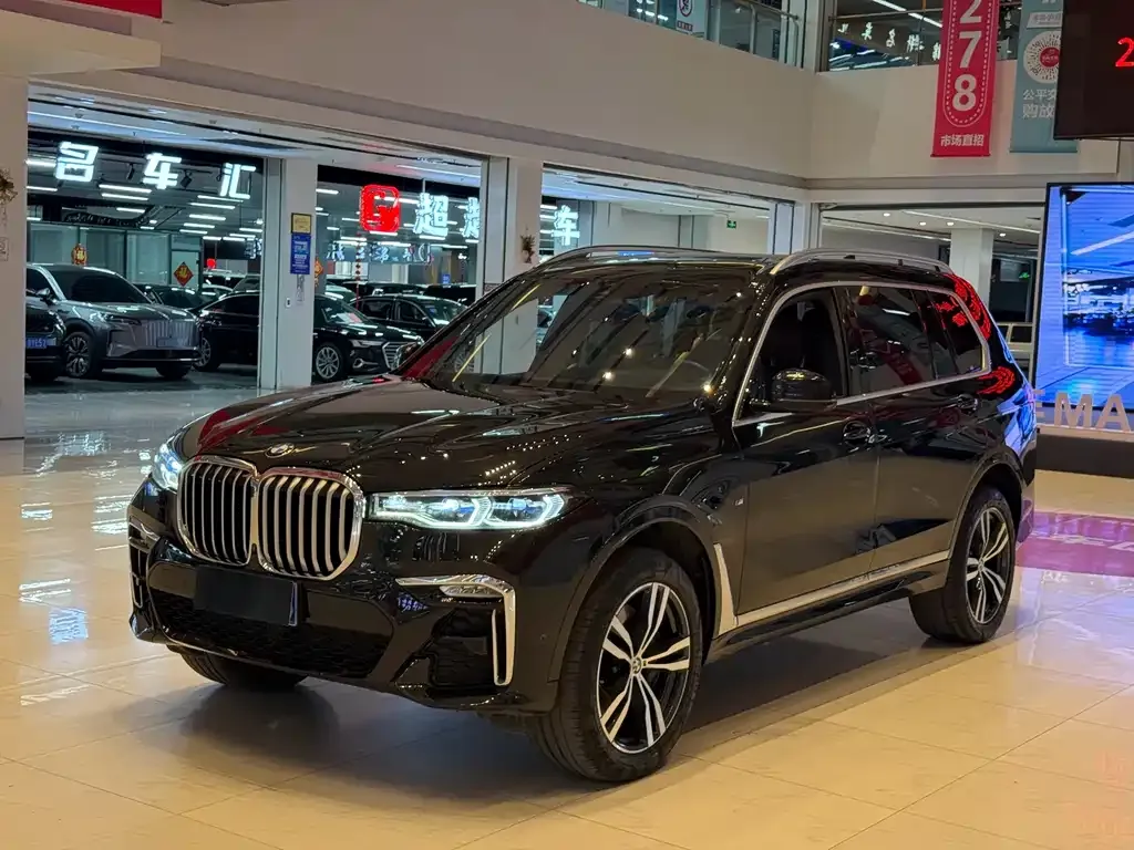 BMW X7 — фото 1